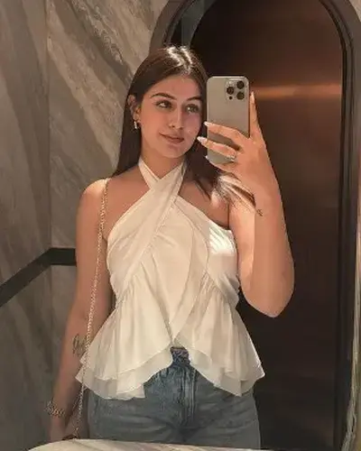 Call Girl Khliehriat